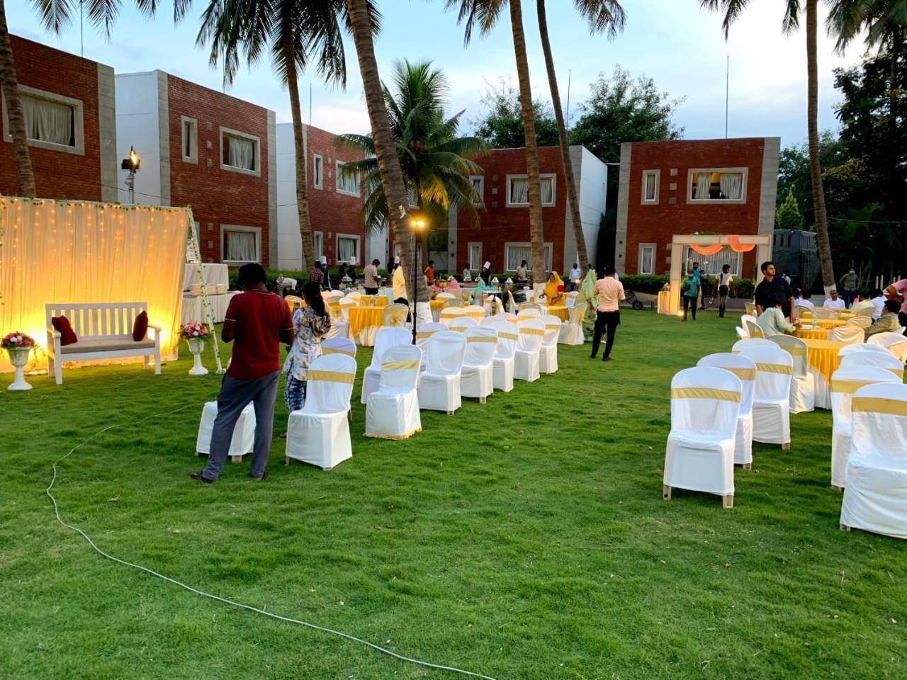 Celebrity Resort - Near Isha Yoga Alāndurai 외부 사진